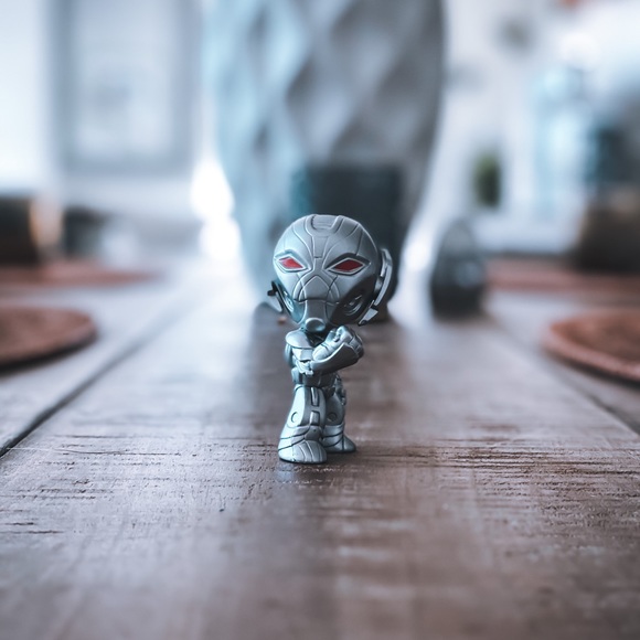 Ultron Funko Mystery Mini - Picture 1 of 3